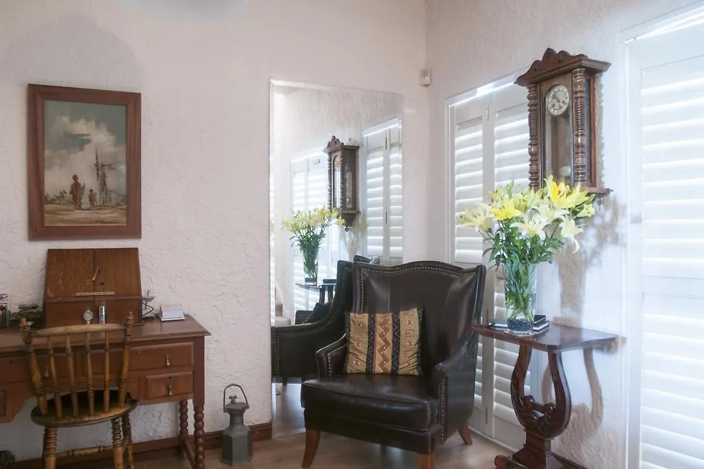Anchor Bay Guest House Cape Town